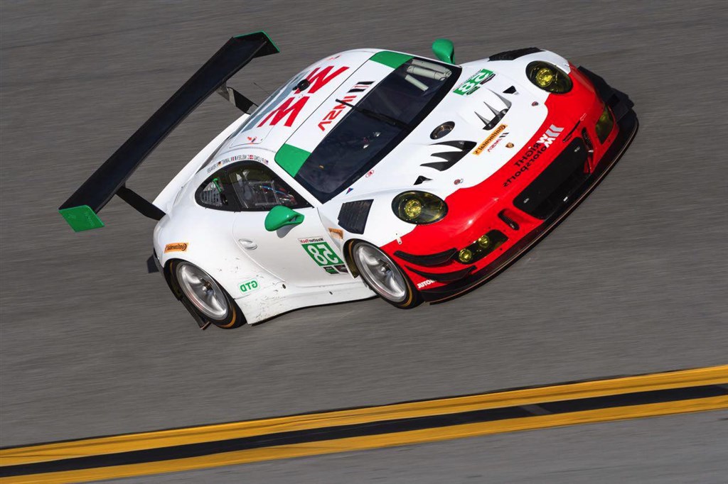 (Foto: Porsche North America)